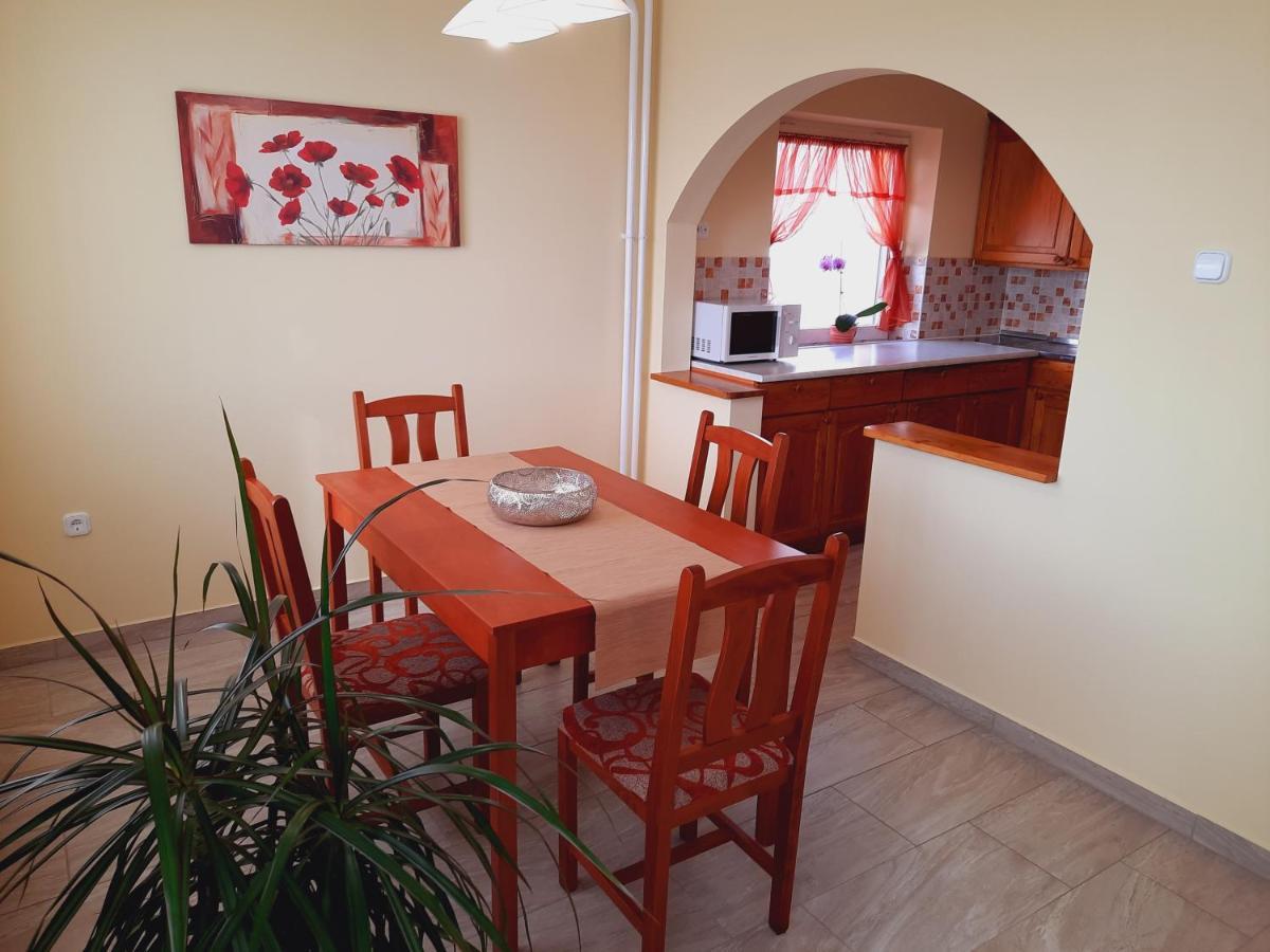 Apartmanhaz King Hévíz Εξωτερικό φωτογραφία