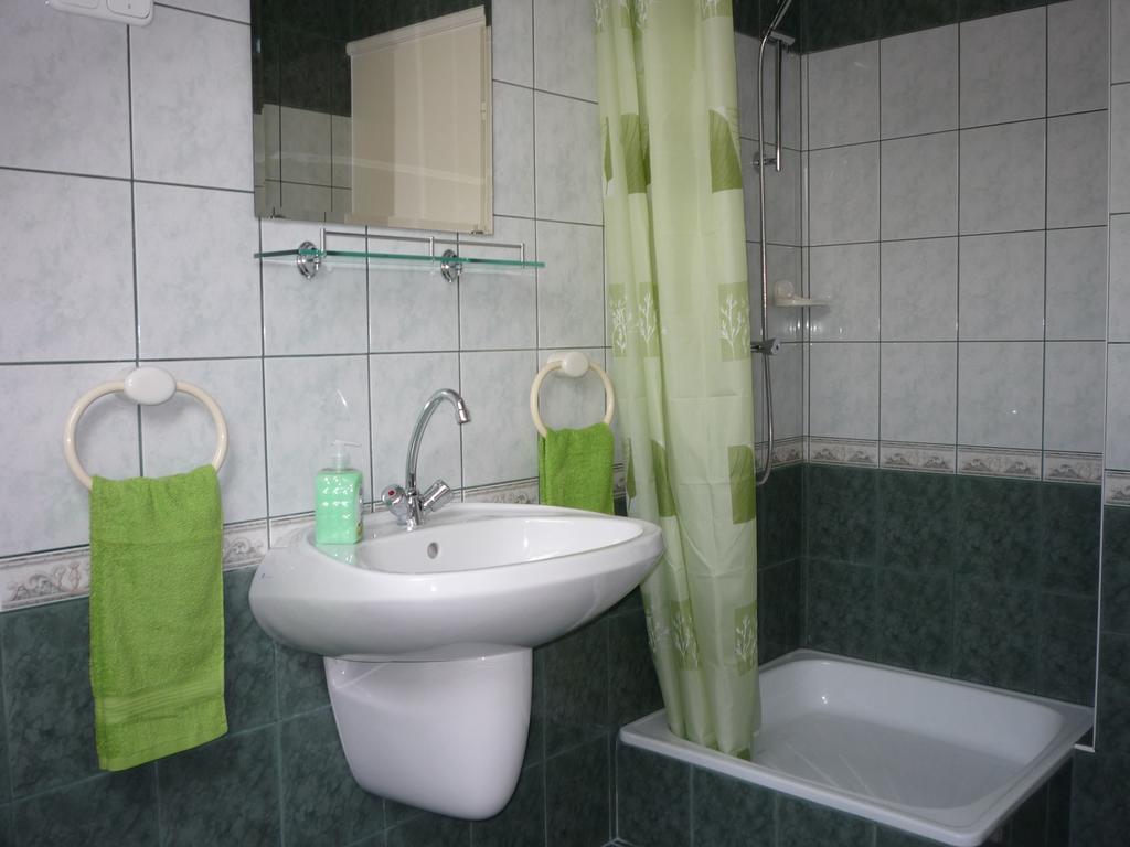 Apartmanhaz King Hévíz Εξωτερικό φωτογραφία